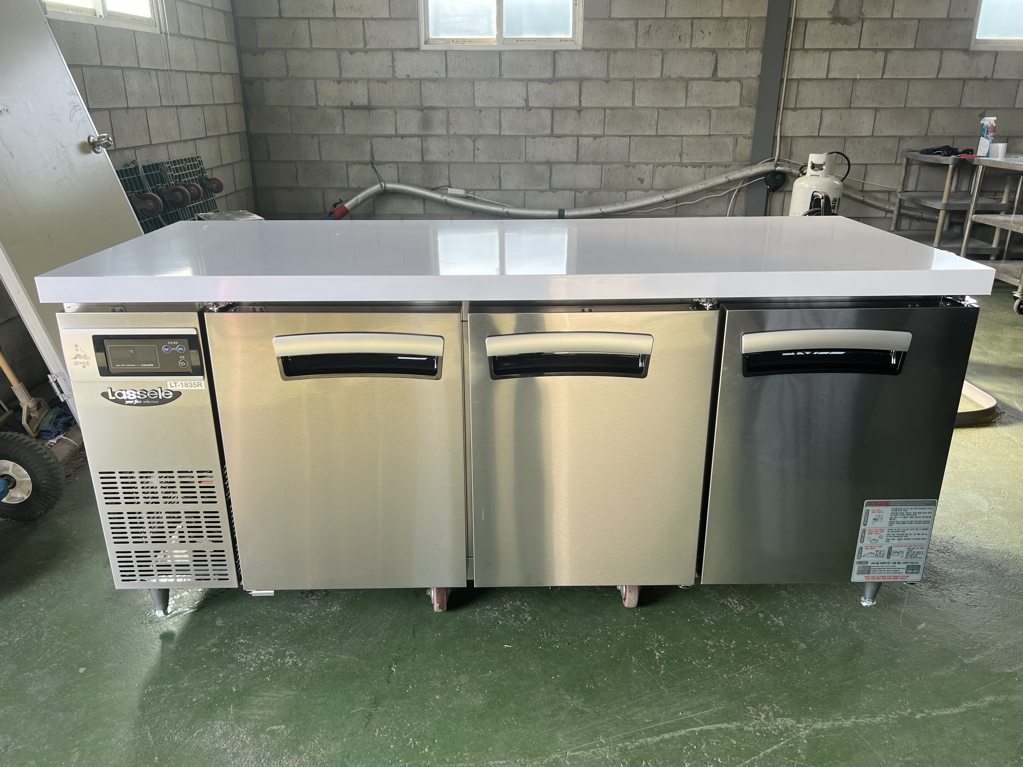 라셀르lt-1835r 1800간냉 냉장고 미사용 팝니다