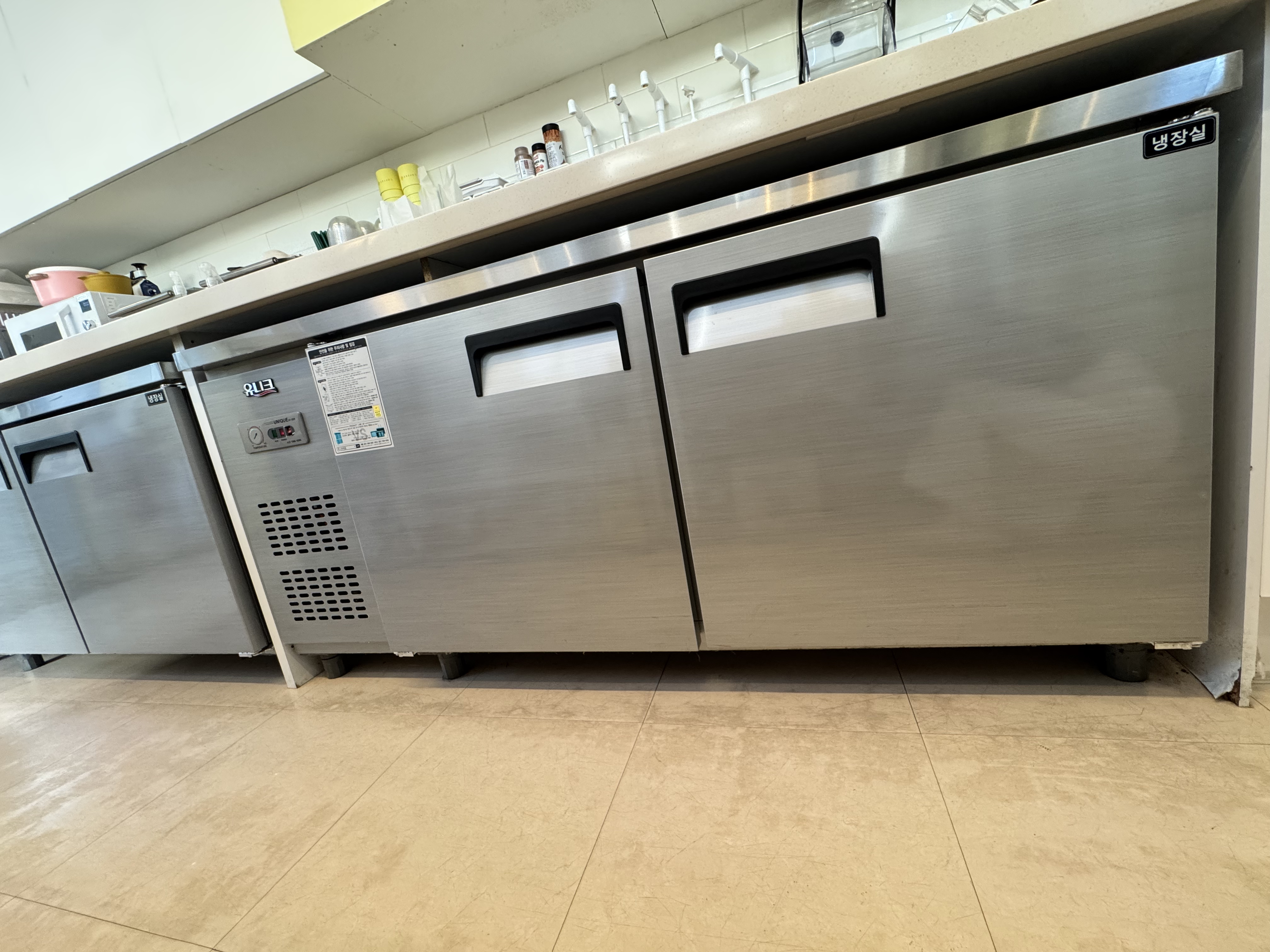 유니크 테이블 냉장고 1800 