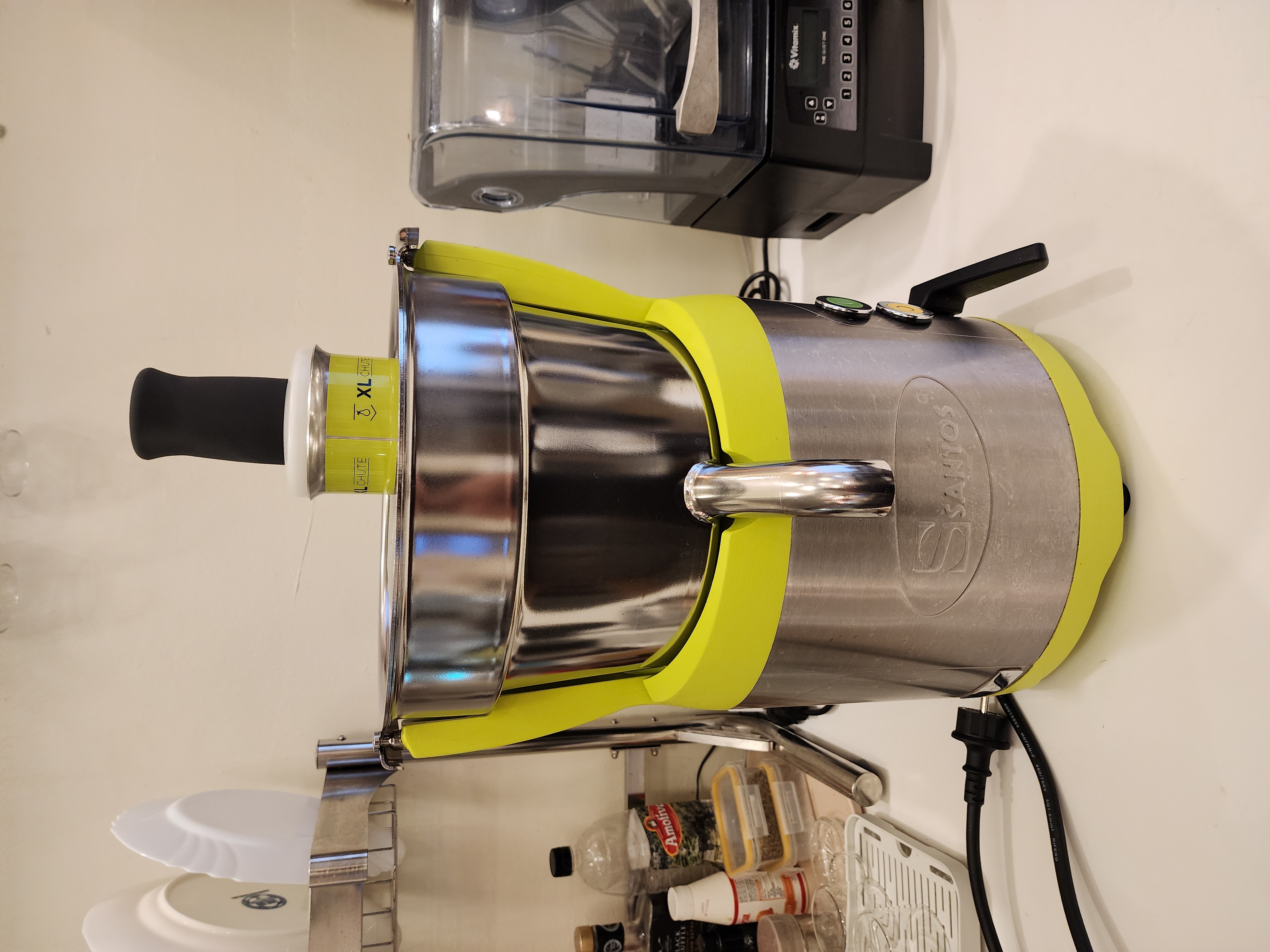 산토스 68 원심분리형 주서기 업소용 착즙기 (조앤더주스 브랜드 사용)