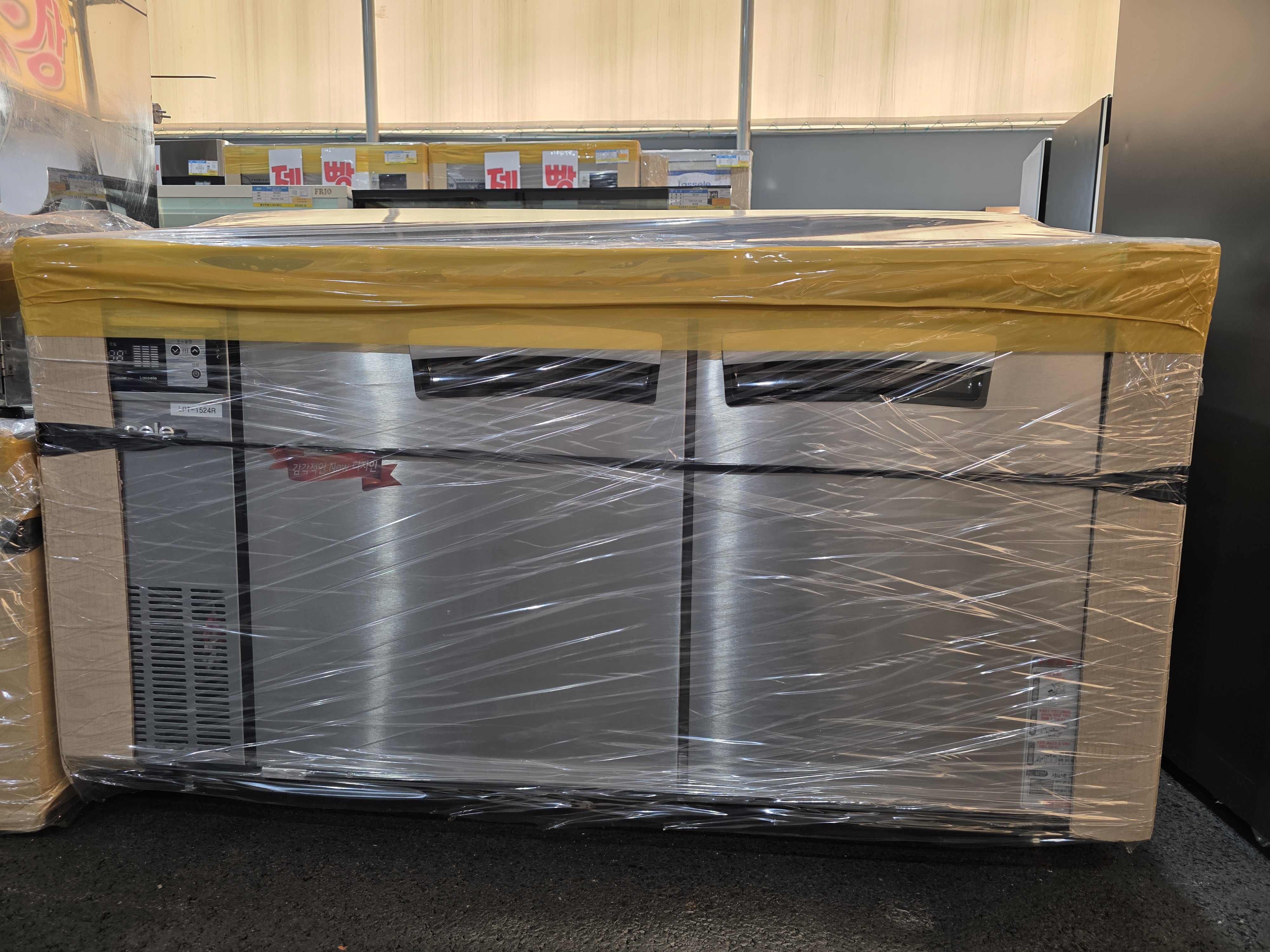 라셀르 토핑냉장테이블 LPT-1524AR