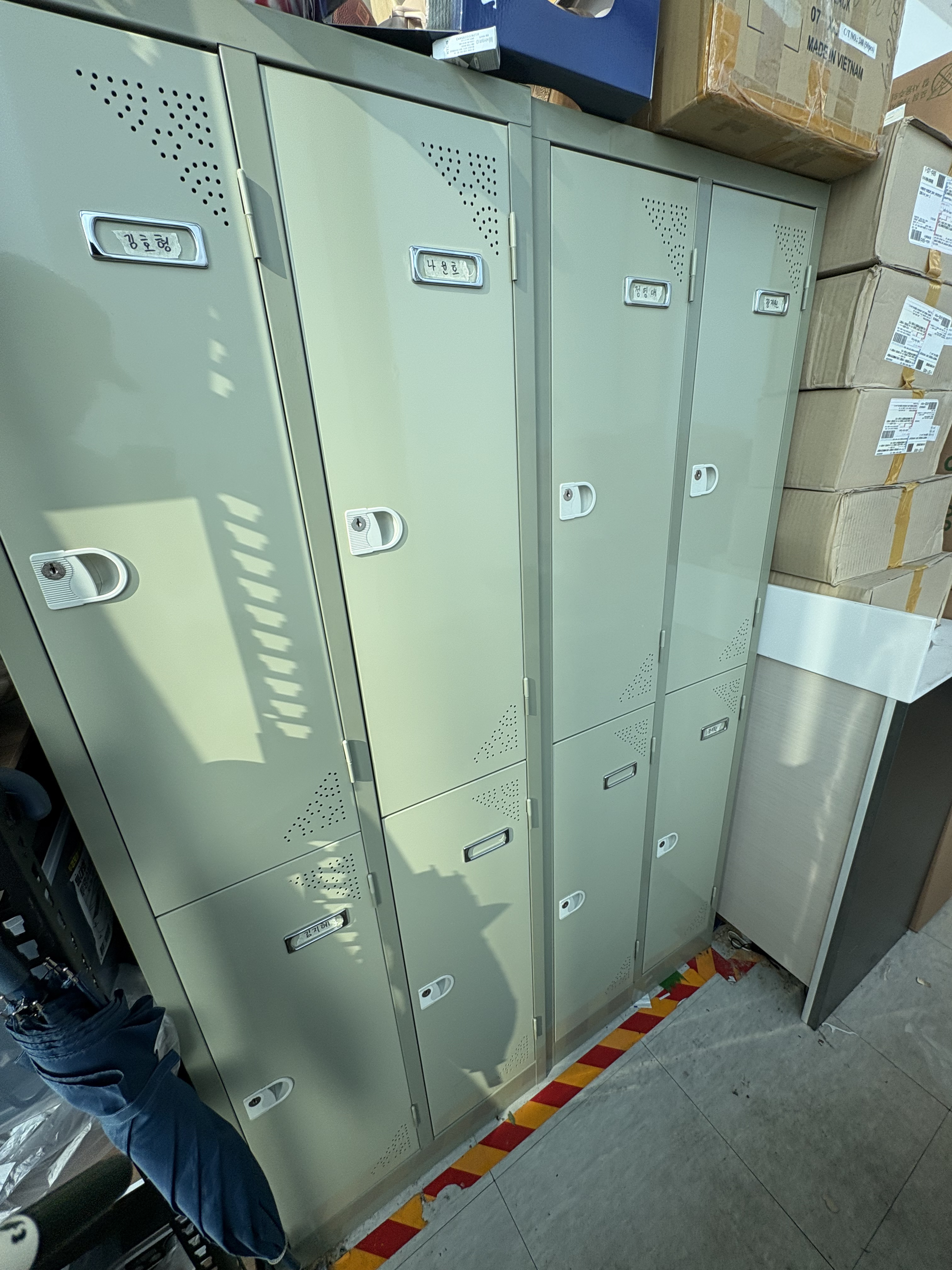 8인용 직원용, 업소용 캐비넷