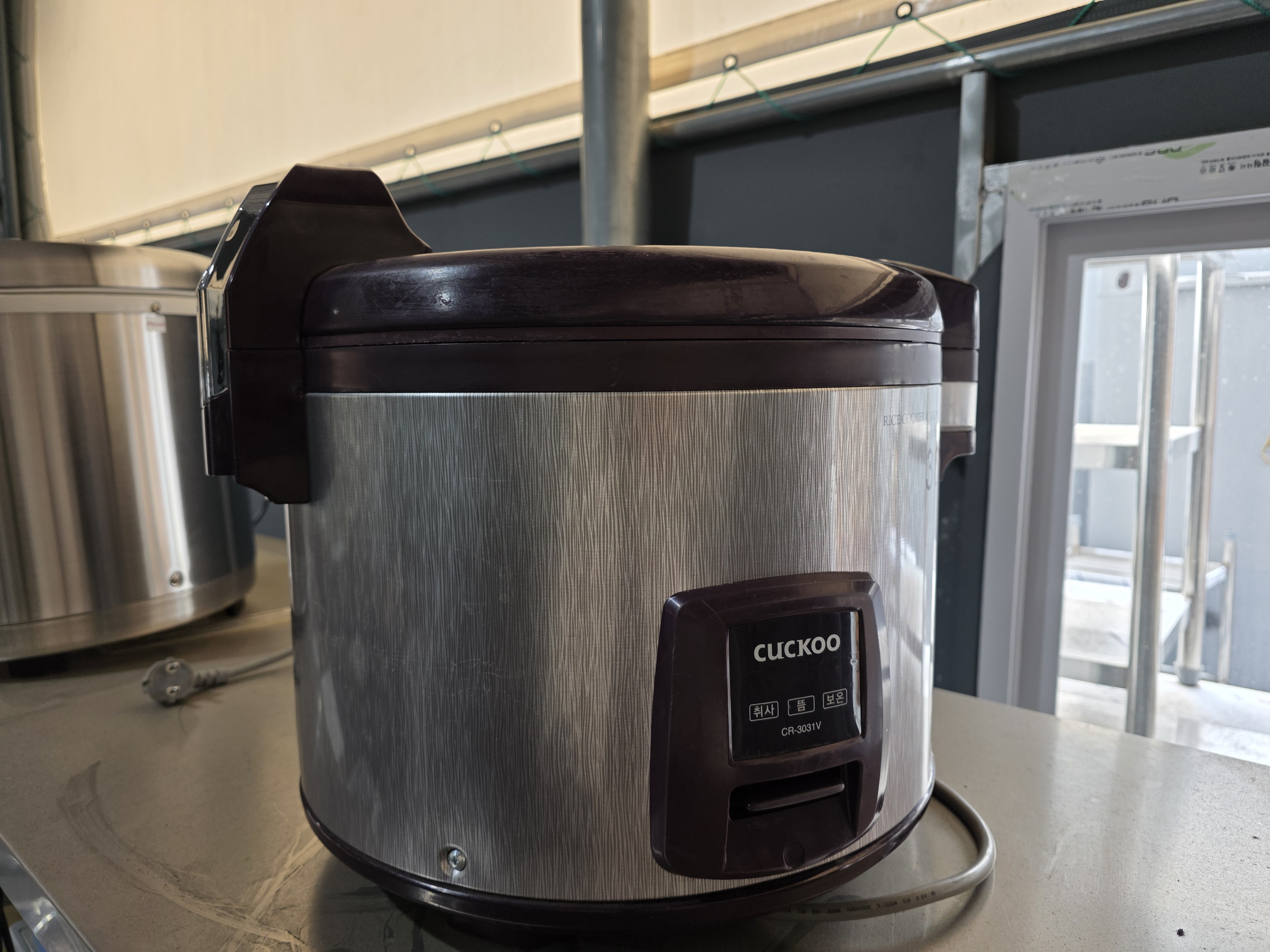 쿠쿠 전기밥솥 30인용 CR-3031V