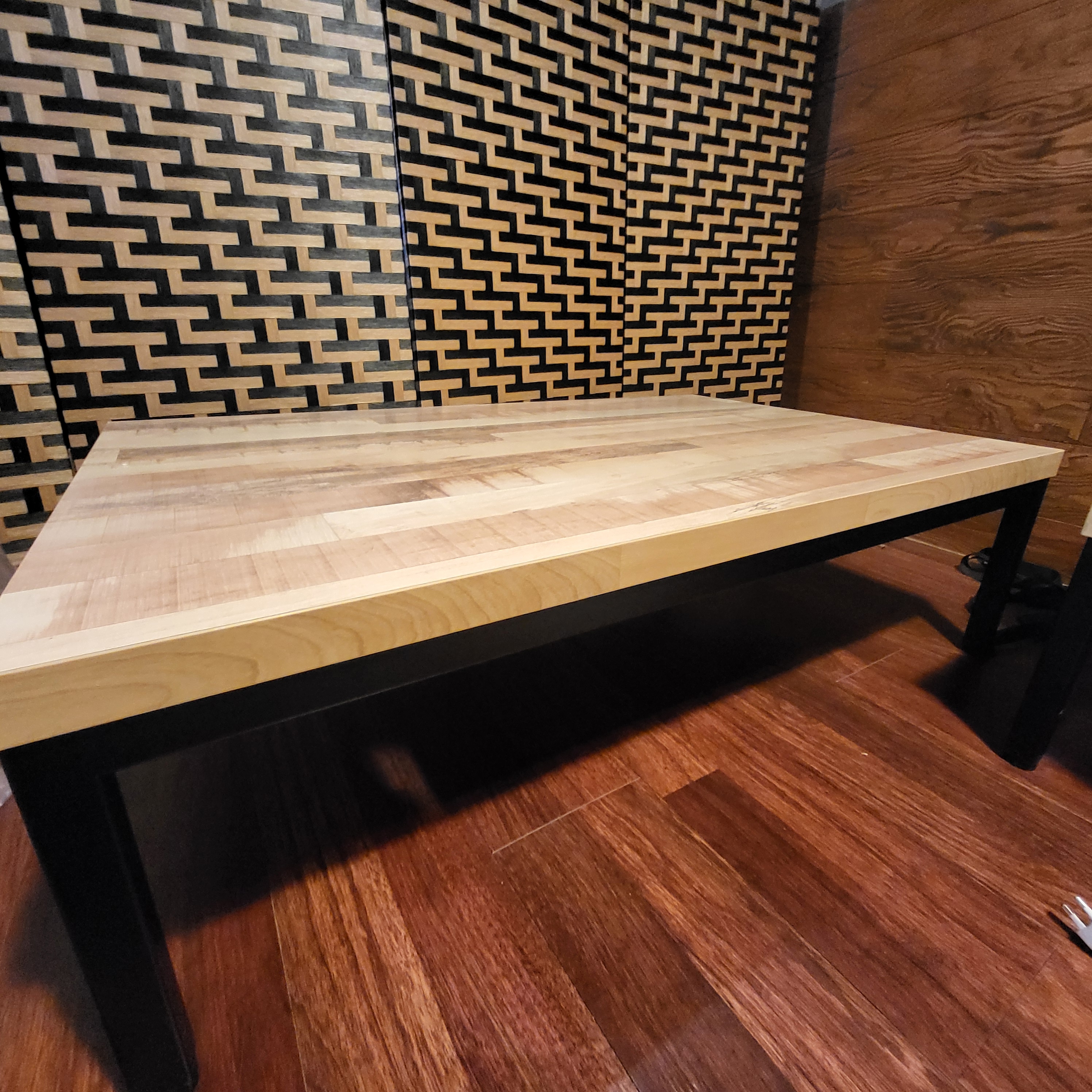 (상태좋음) 업소용 좌식 4인 테이블