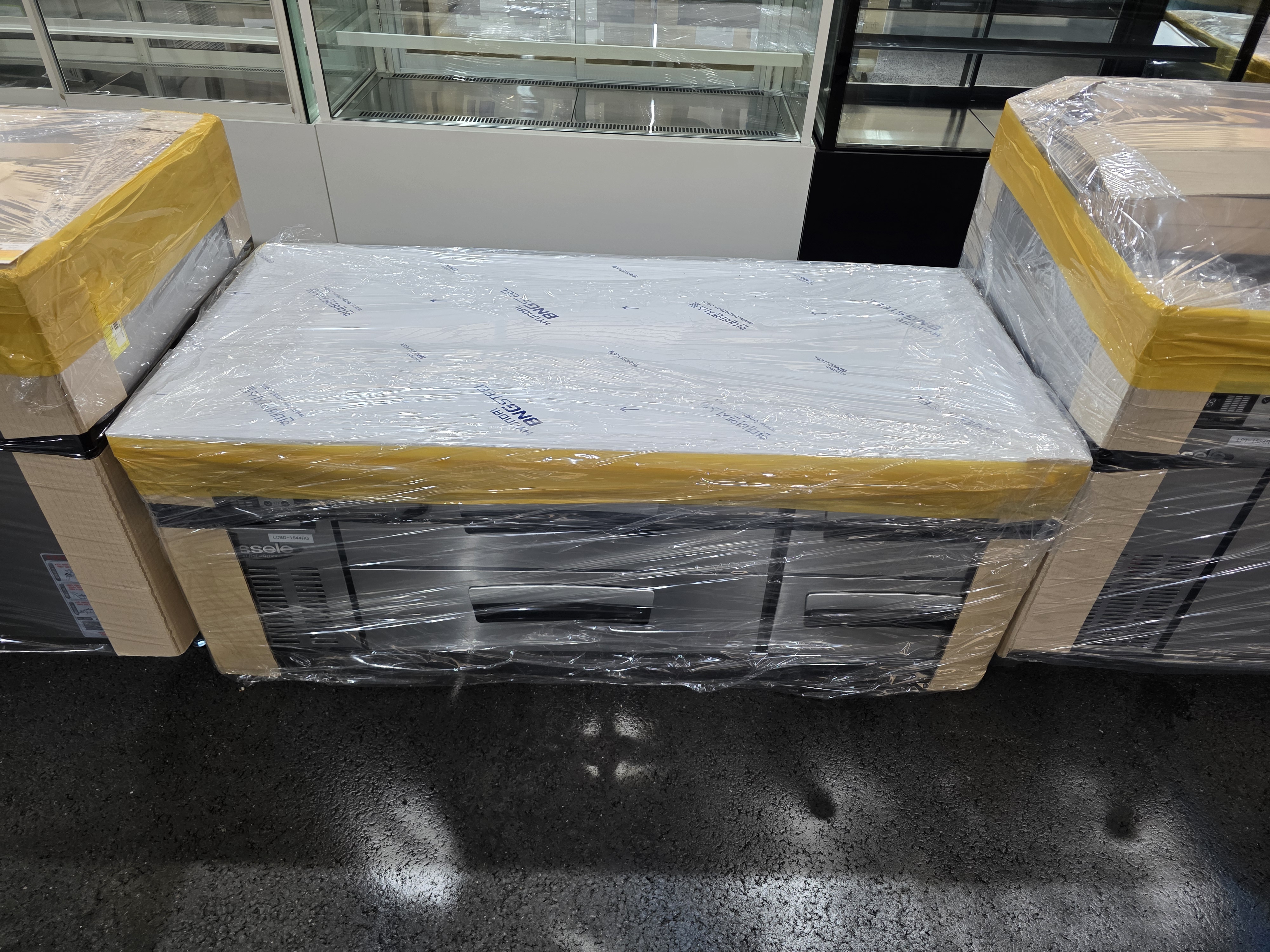 [새상품] 라셀르 낮은서랍 냉장고 1500 LCBD-1544RG