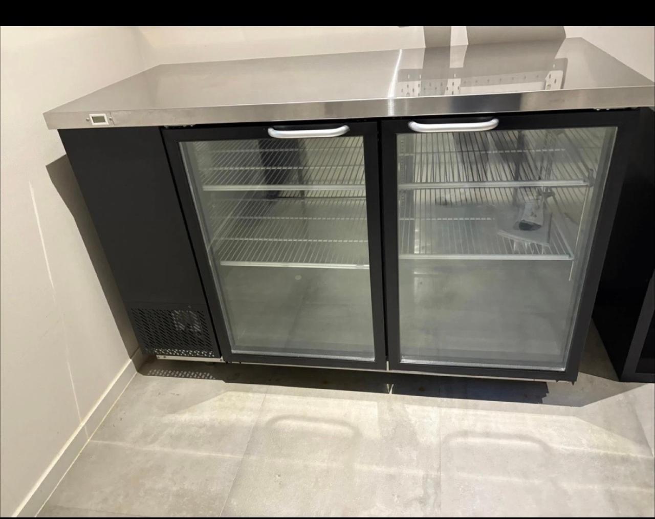 깨끗한 라셀르 테이블 냉장고