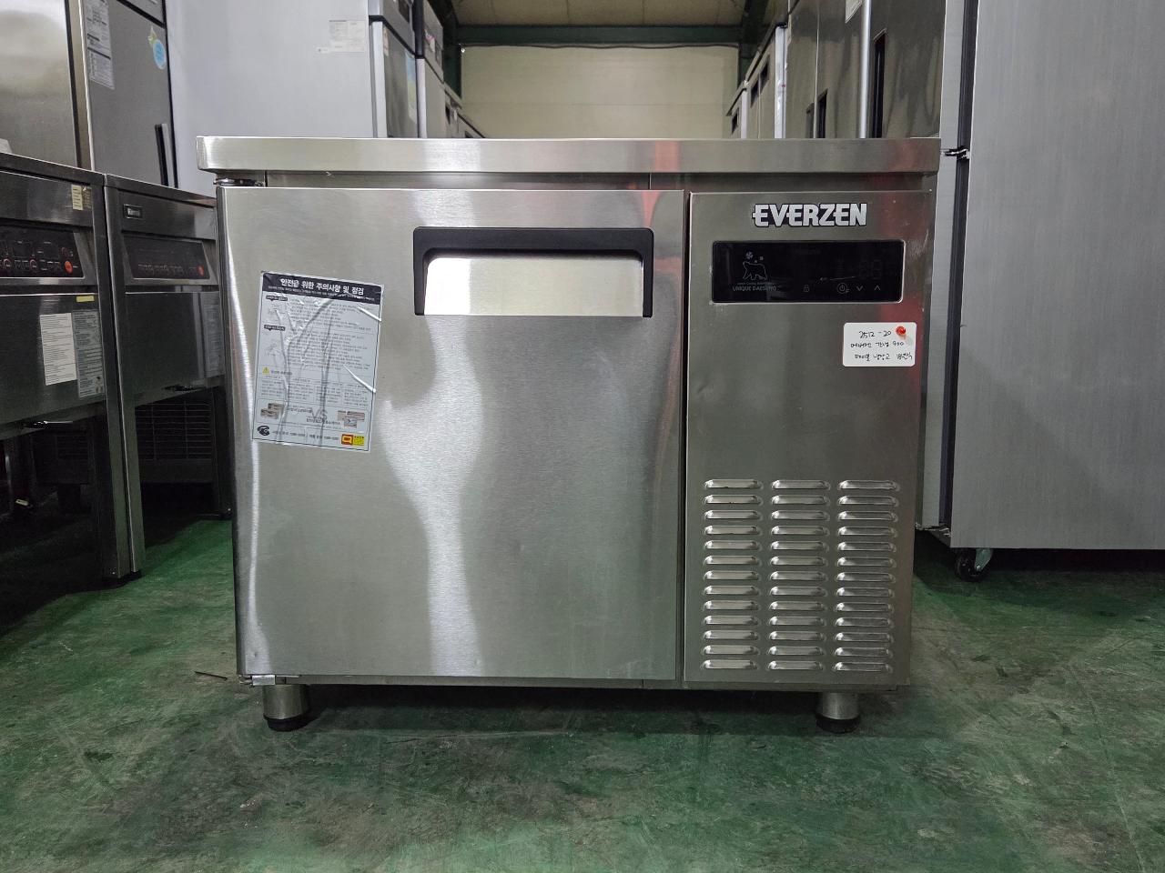 에버젠 간냉 900 테이블 냉장고 (맞춤 사이즈 W900*D600)