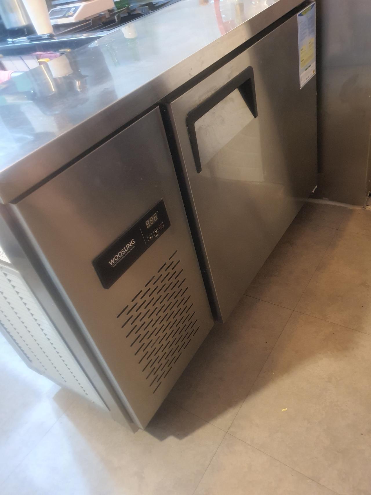 그랜드우성 테이블냉장고