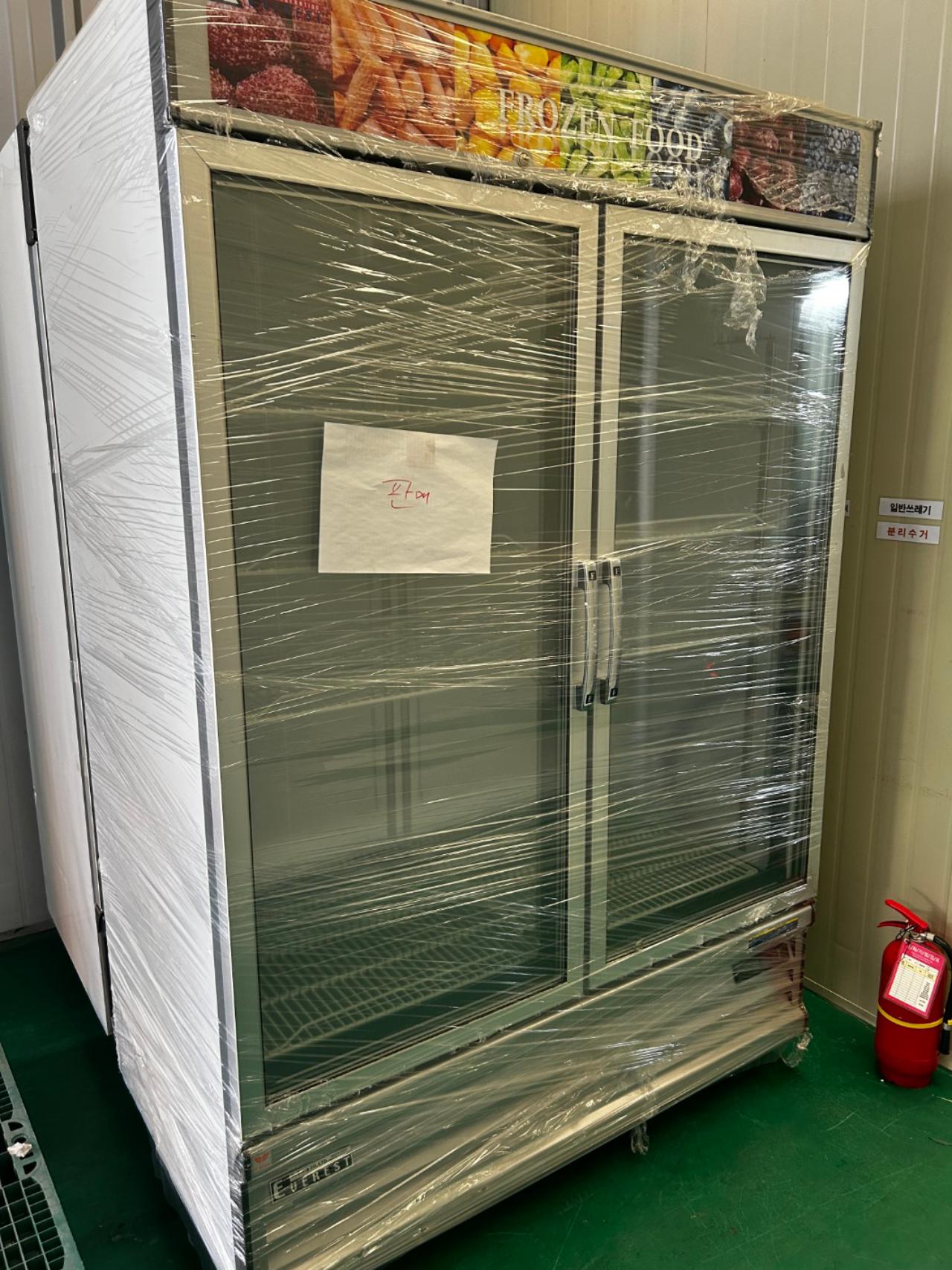 깨끗한 부성 에베레스트 냉동고