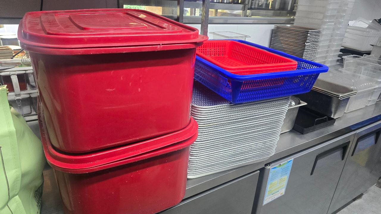 업소용 기물 말통 스텐 밧드 김치통 쟁반 등 일체