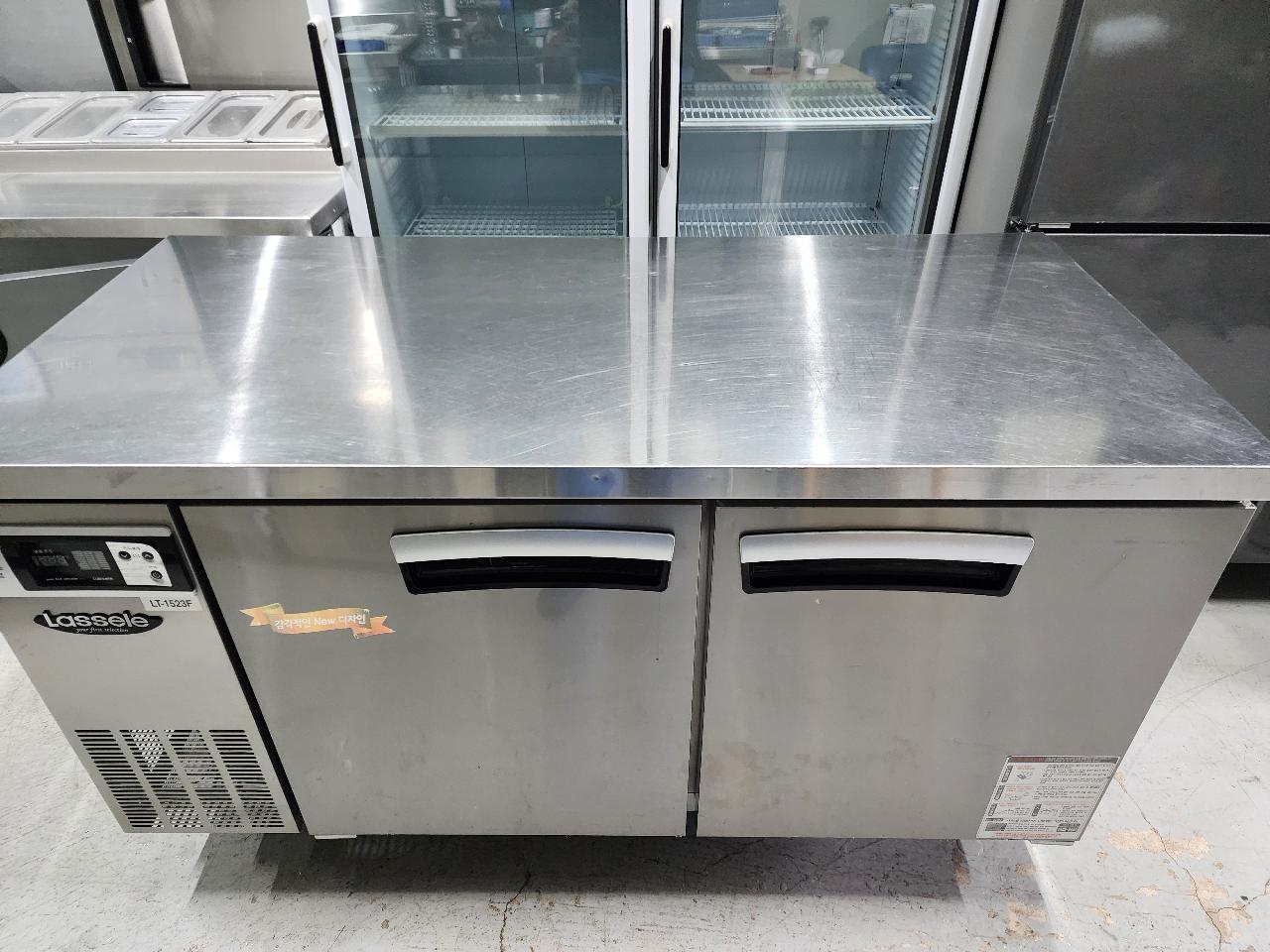 라세르 1500테이블 냉동고 간냉식 판매 합니다 