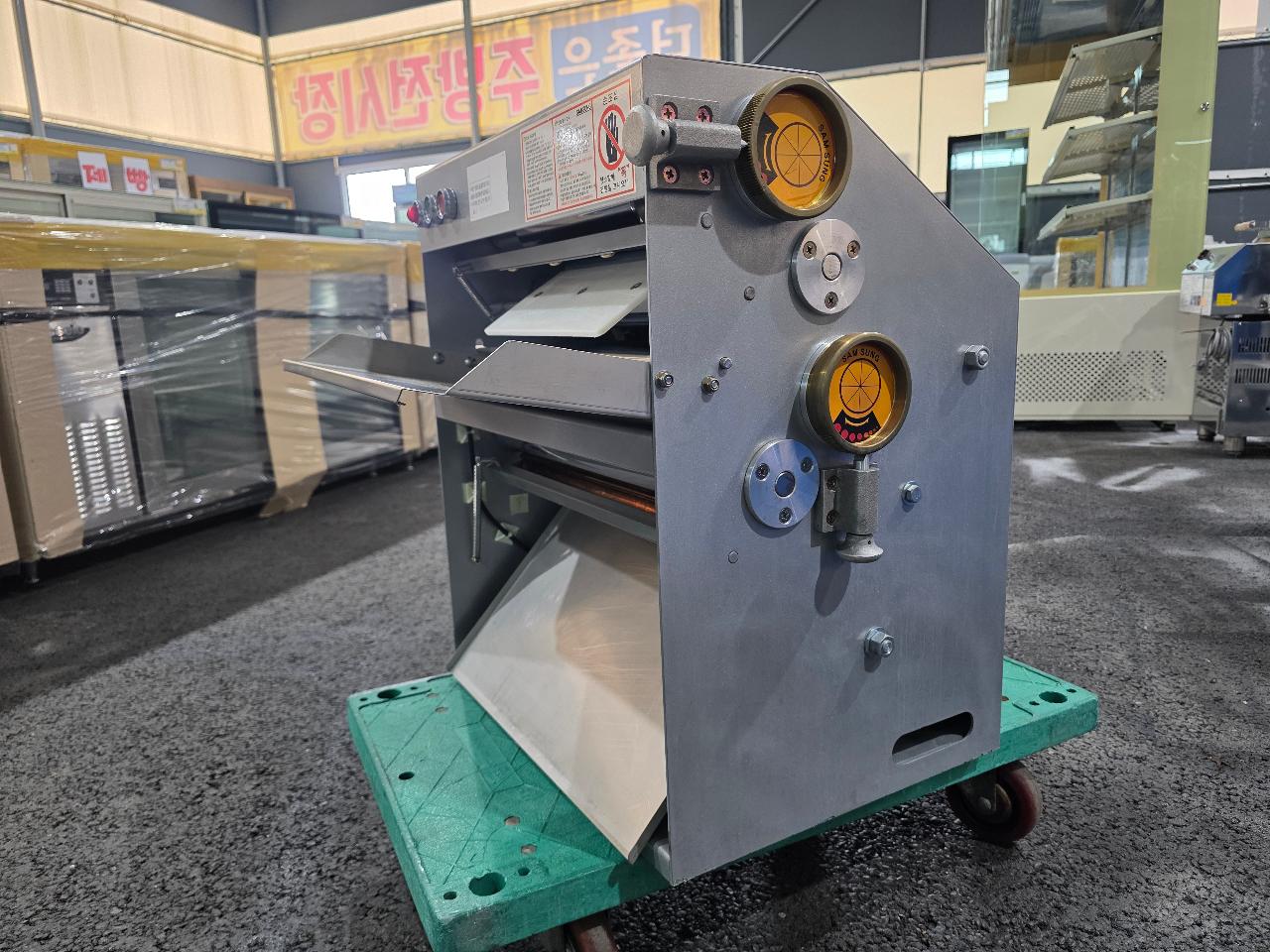 업소용 삼성 피자도우 롤러기 SPR-300 3