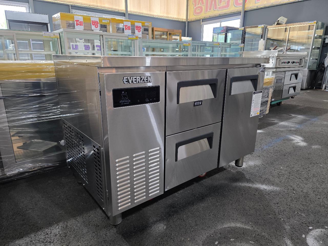 에버젠 우유서랍냉장고 1200 간냉식 UDS-12DIE3-D1 5