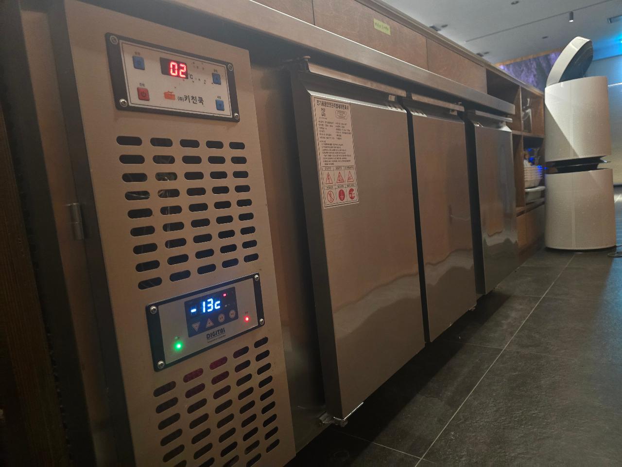 테이블냉장냉동고 KS4-180T 2025년식 2