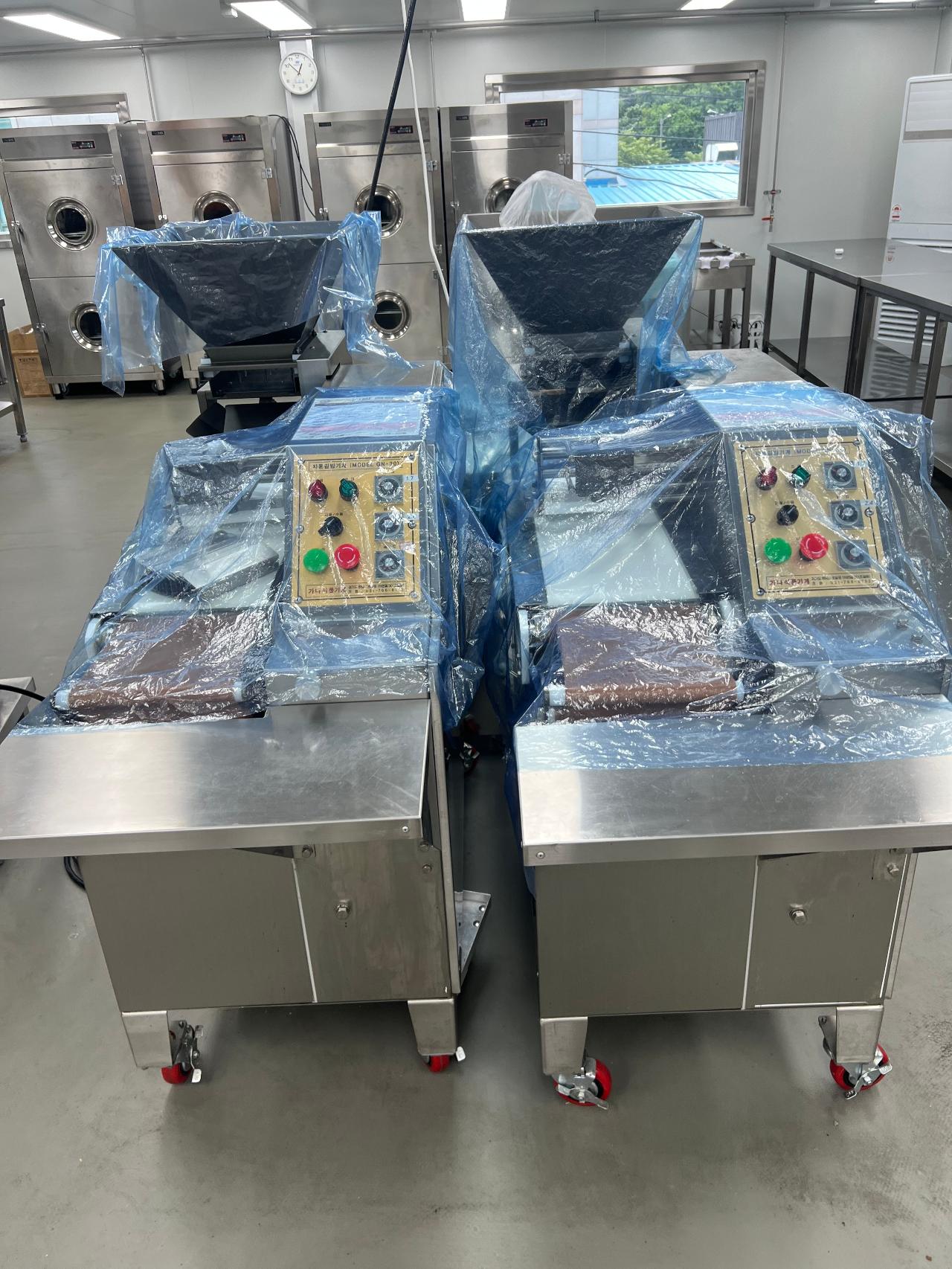 자동 김밥 포장기계 (MODEL GN-30)