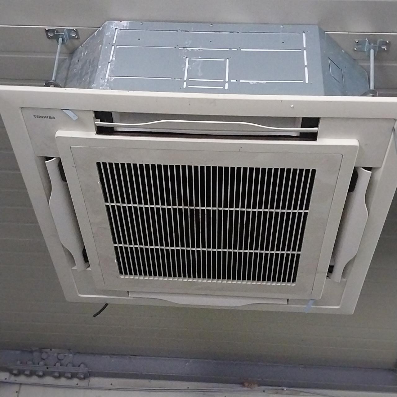 도시바 냉난방기 32평 상태최상 139 2
