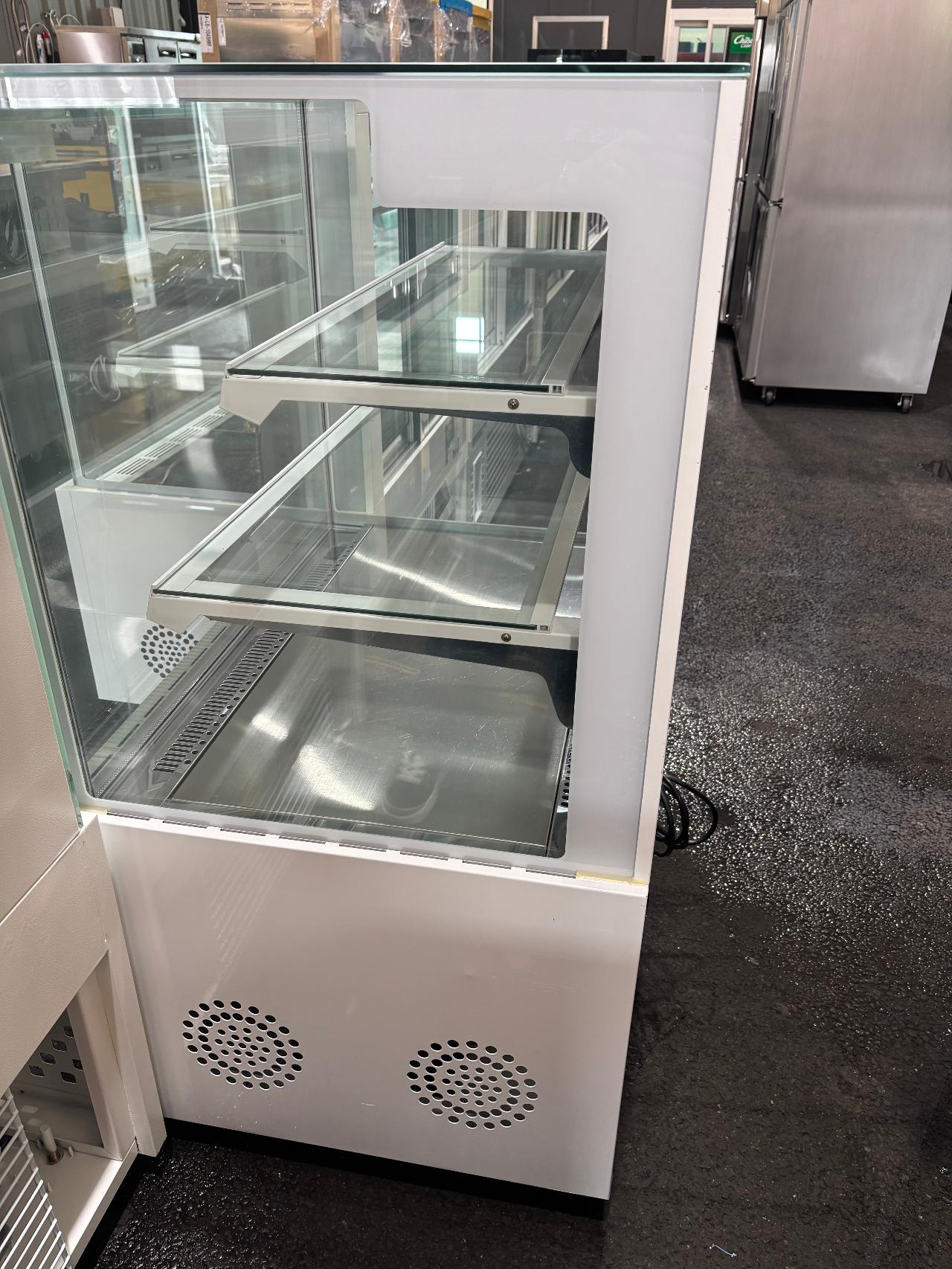 삼호 3단쇼케이스 900 8