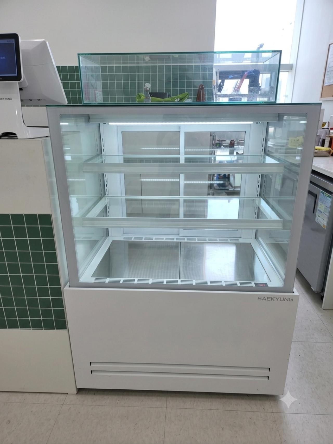 세경 쇼케이스 화이트
