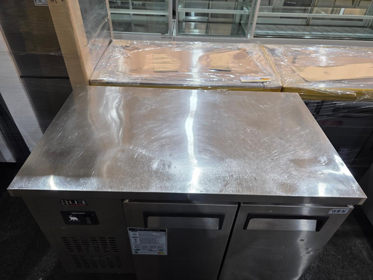 유니크 냉동테이블1200 2