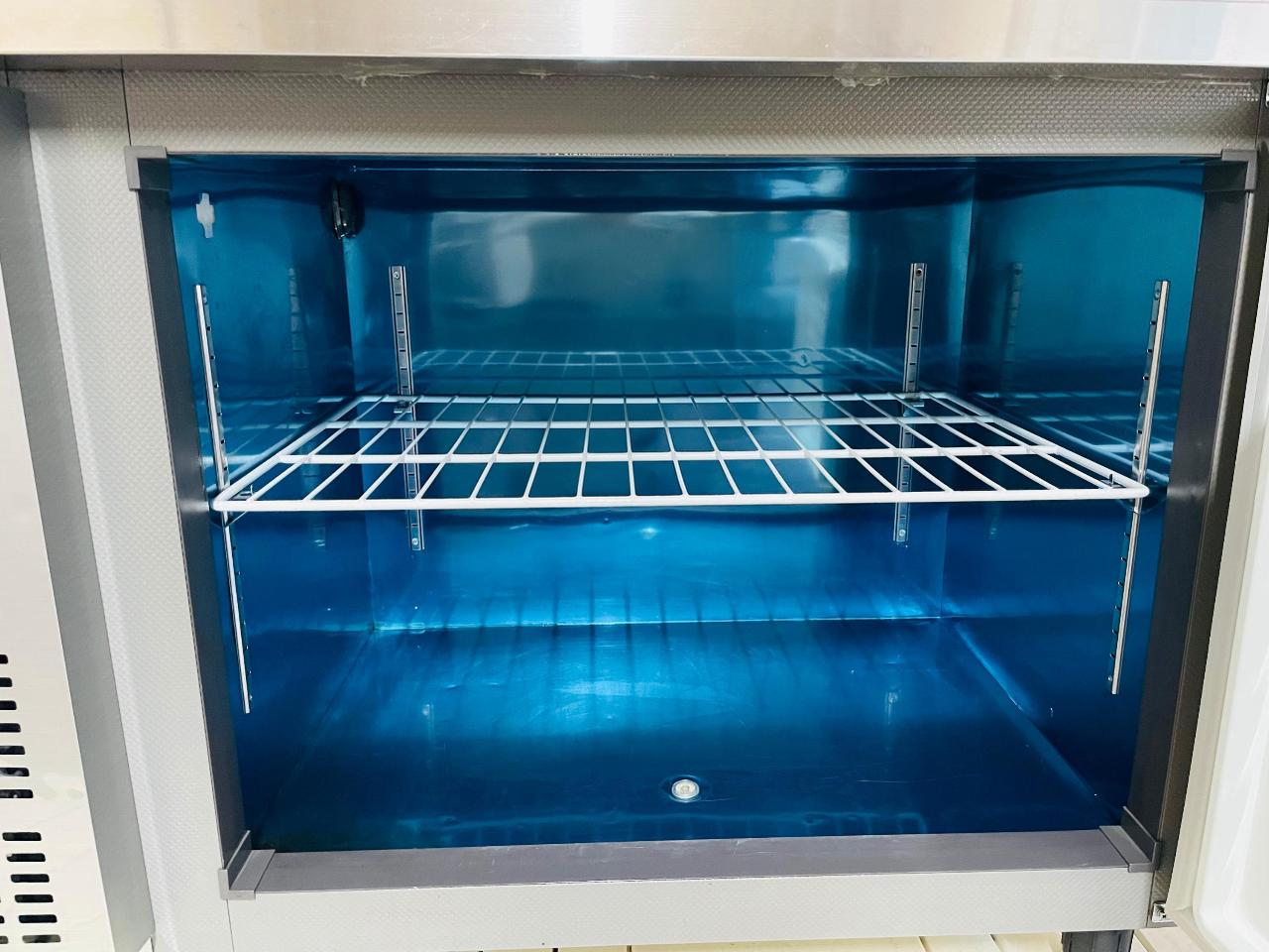 업소용 스타리온 1200 테이블 냉장고 7