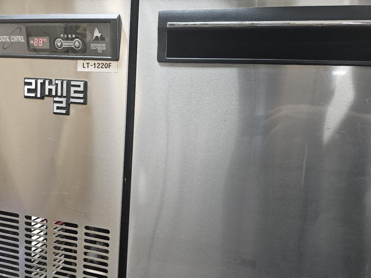 [라셀르/간냉식] 1200 테이블 냉동고 LT-1220F 2