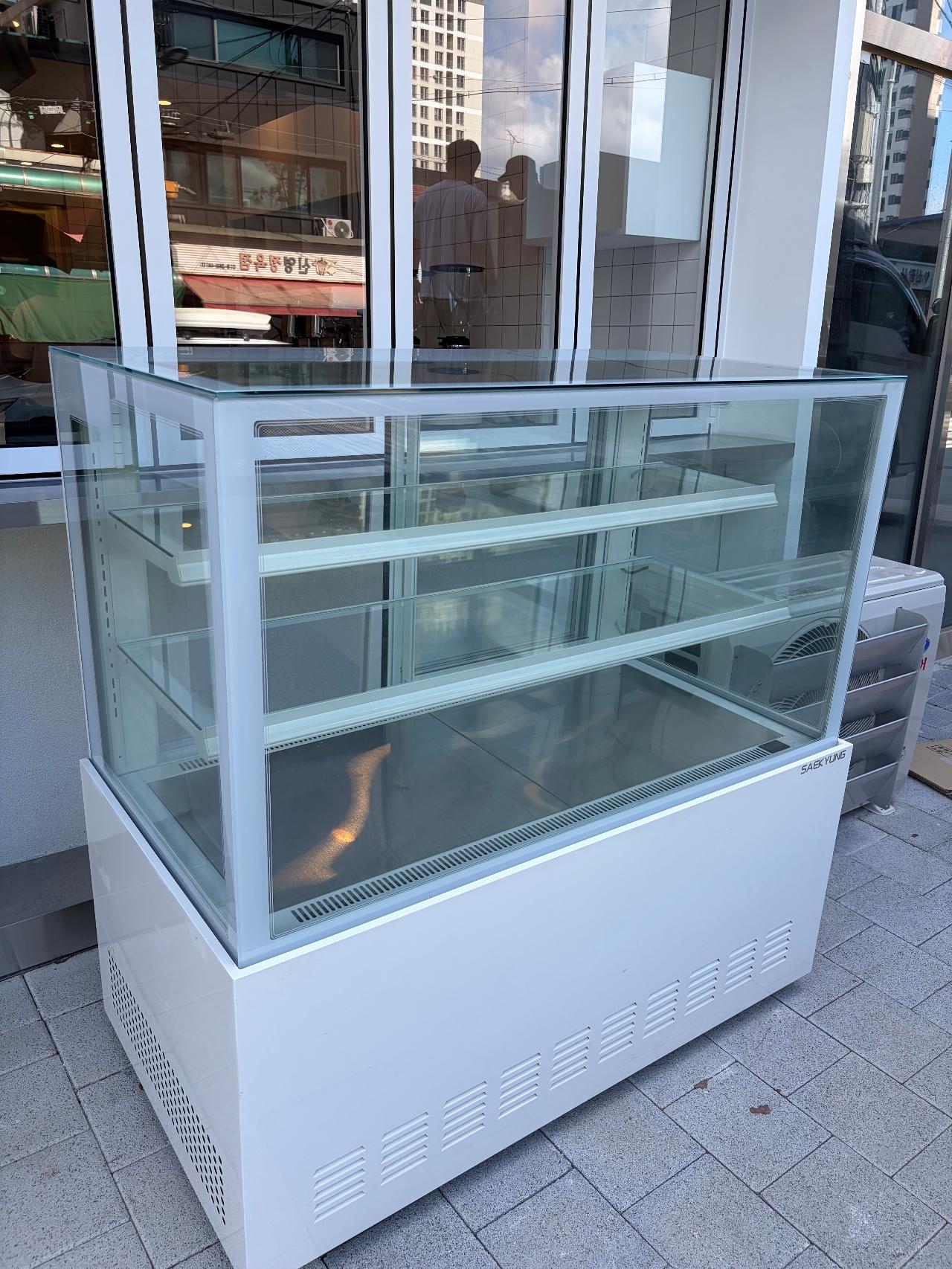 세경 제과쇼케이스 1200