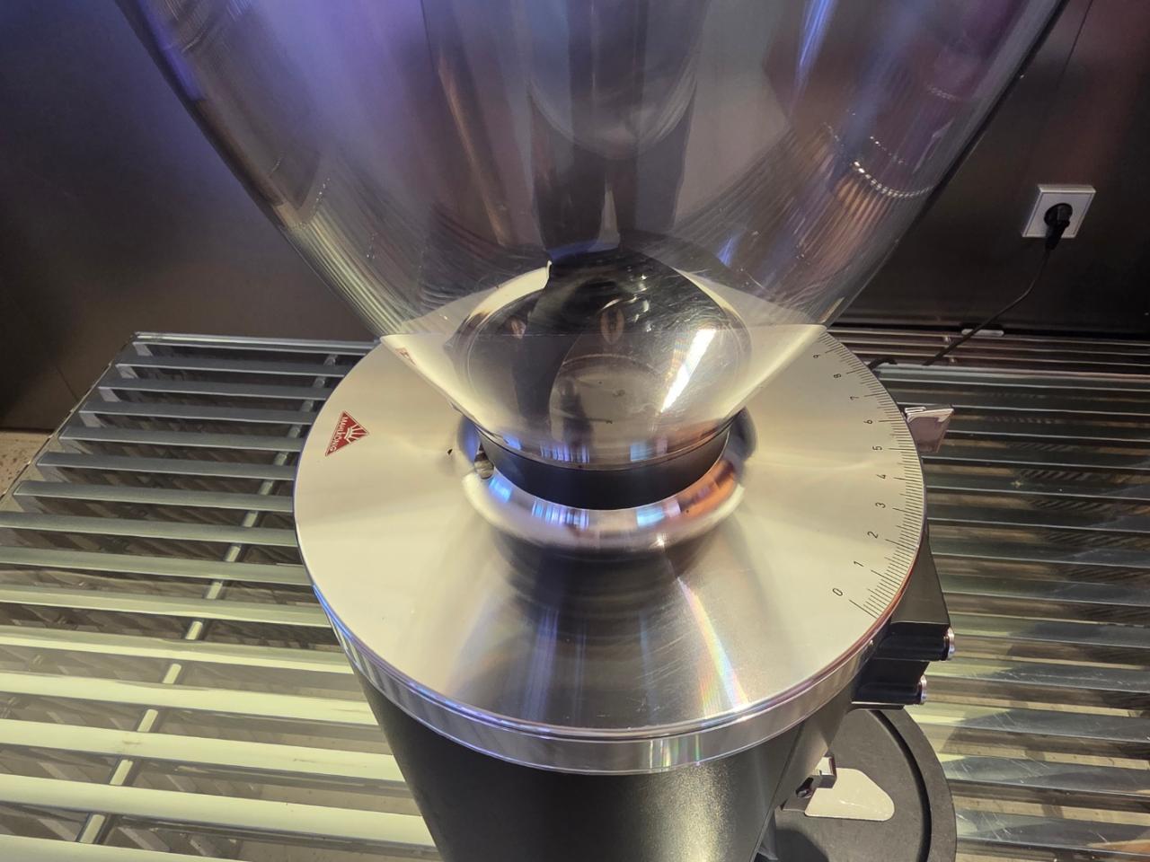 말코닉 E80 GBW 5