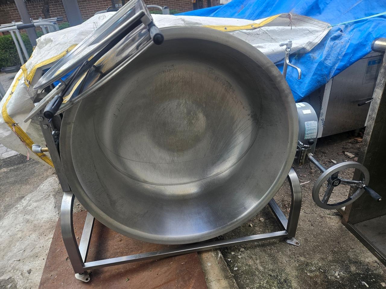 화신 만능 회전식 국솥 500인분 250L(HMC-500S) LNG 판매1