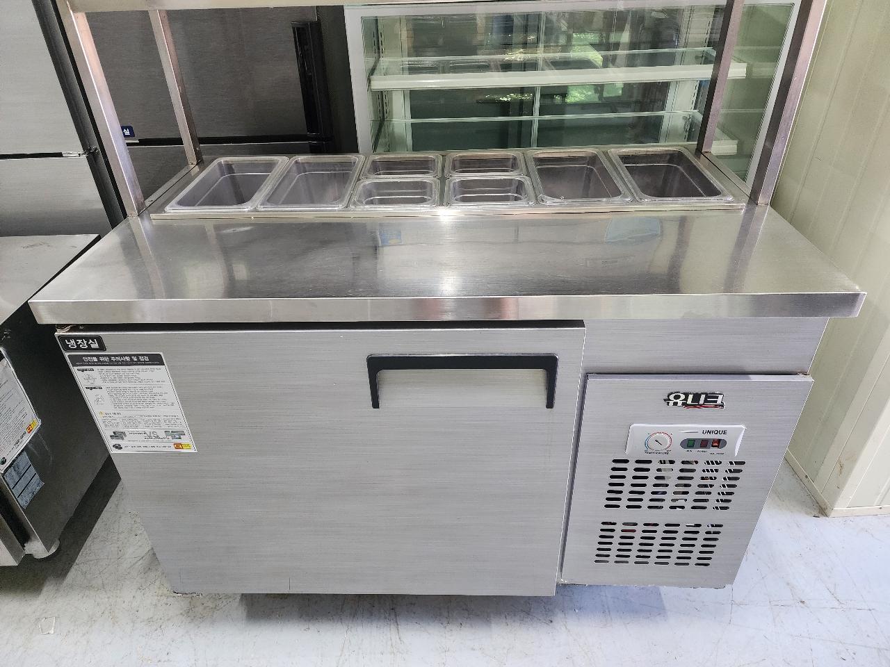 1200뒤줄 바트 반찬 냉장고 상부선반 포함 판매 합니다  4