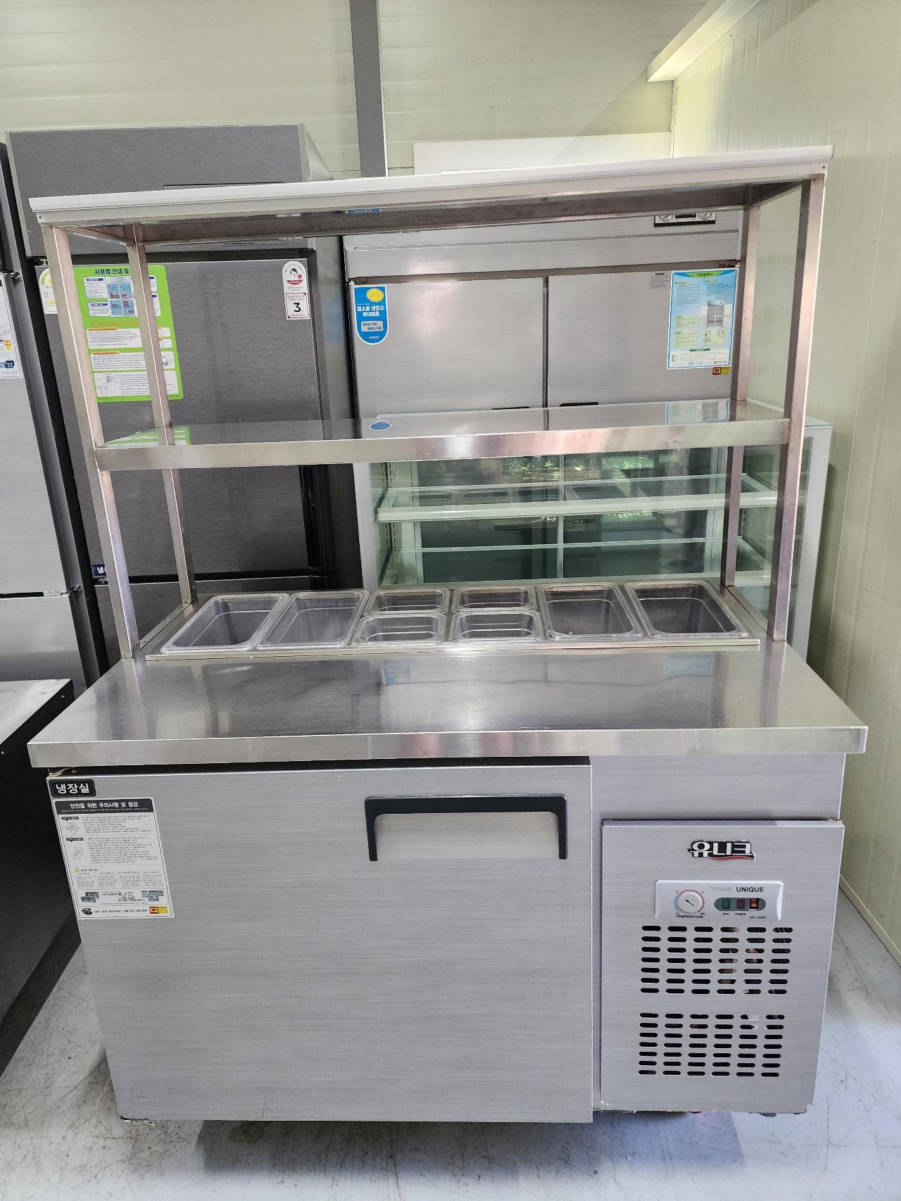 1200뒤줄 바트 반찬 냉장고 상부선반 포함 판매 합니다  5