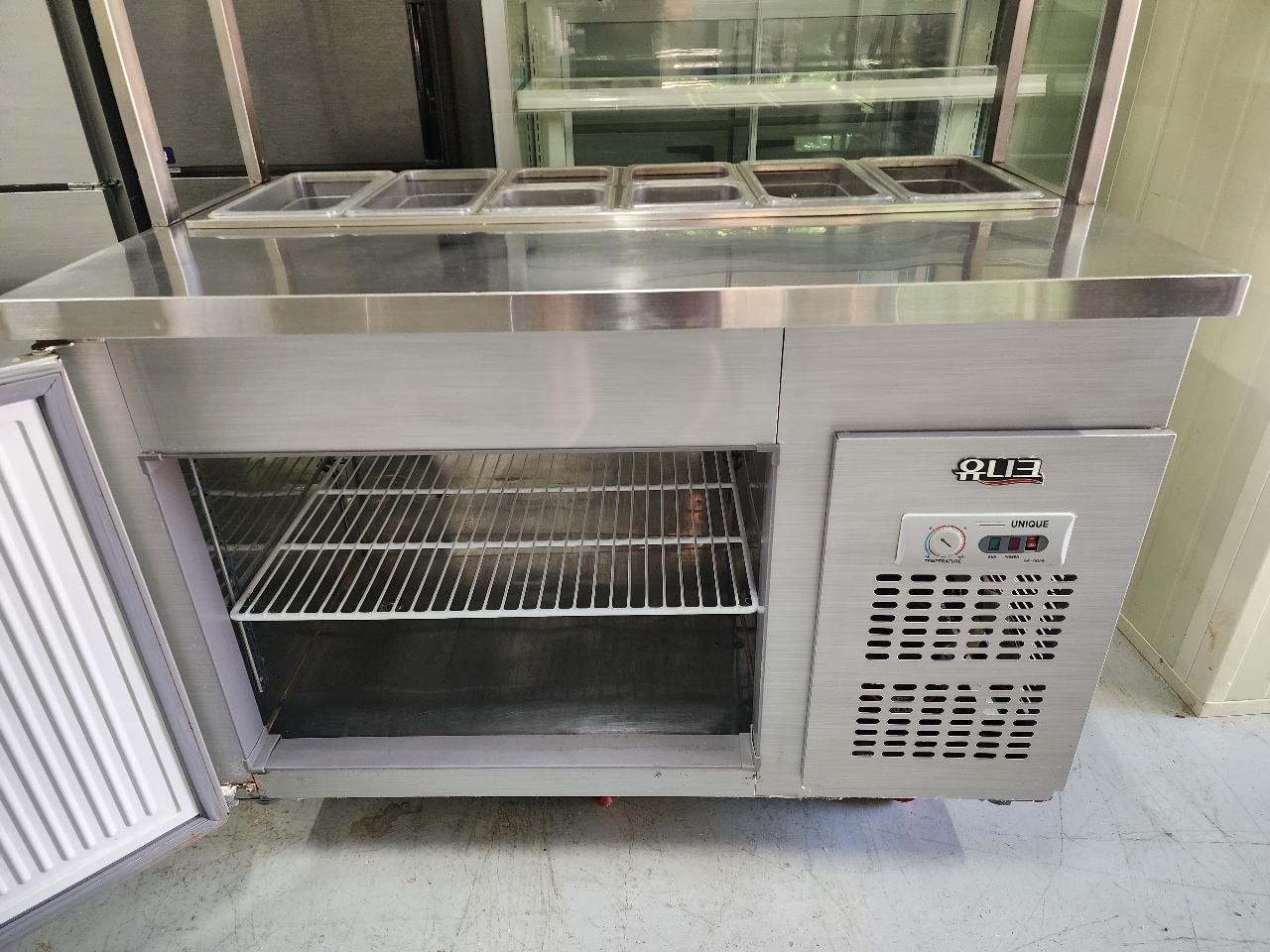 1200뒤줄 바트 반찬 냉장고 상부선반 포함 판매 합니다  6