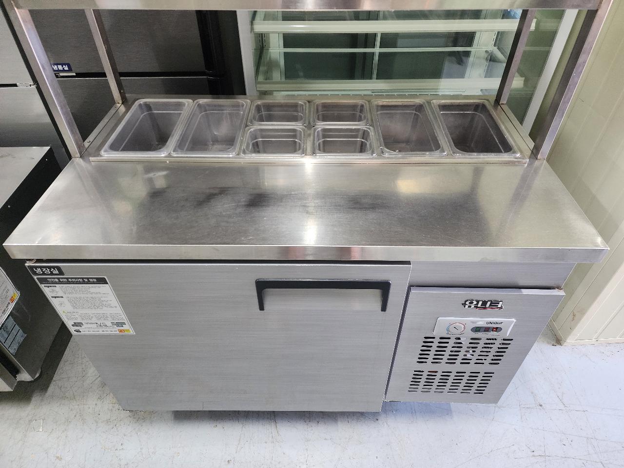 1200뒤줄 바트 반찬 냉장고 상부선반 포함 판매 합니다  7
