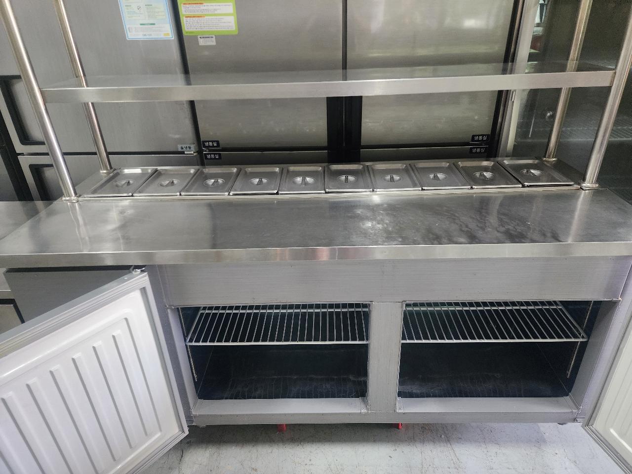 1800뒤줄 바트 반찬 냉장고 상부선반 포함 판매 합니다  2