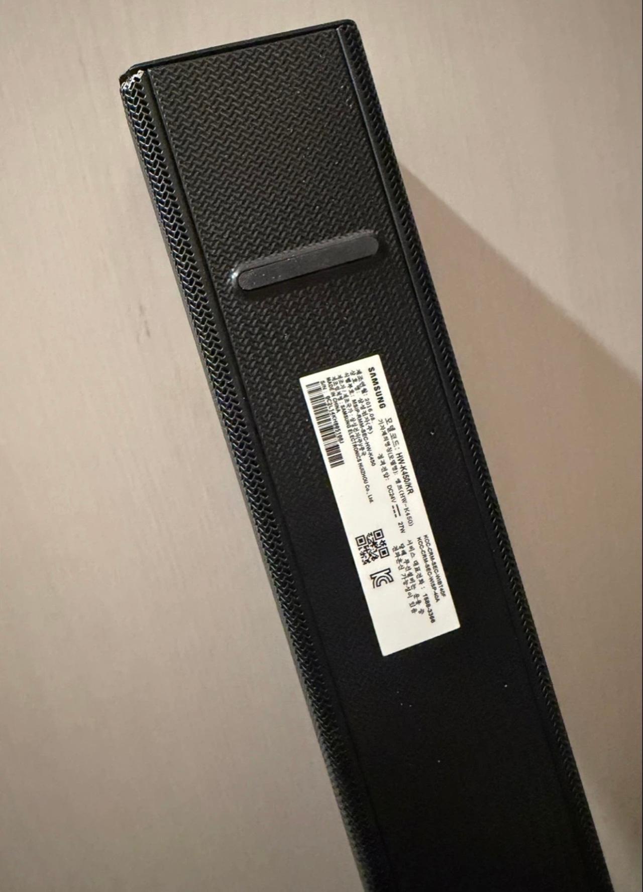 삼성 사운드바 HW-Q60R 블랙 4
