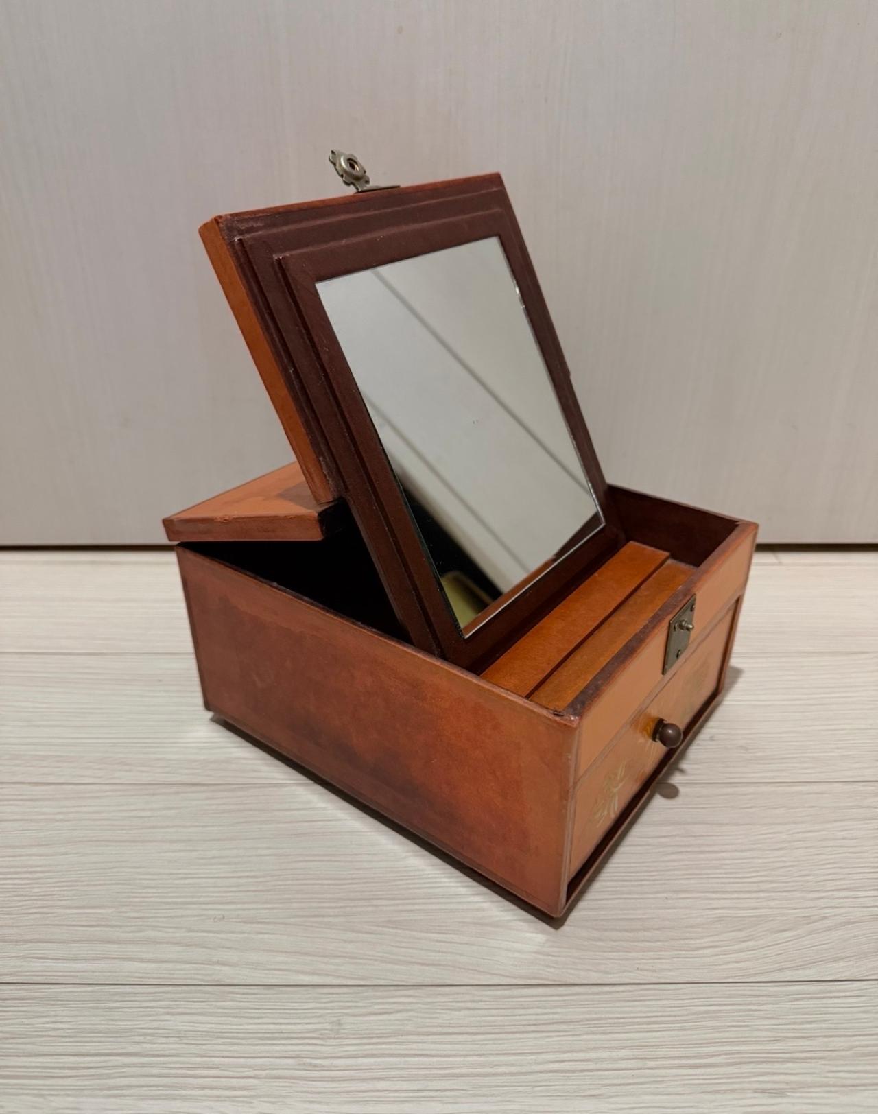 좌경 거울 6