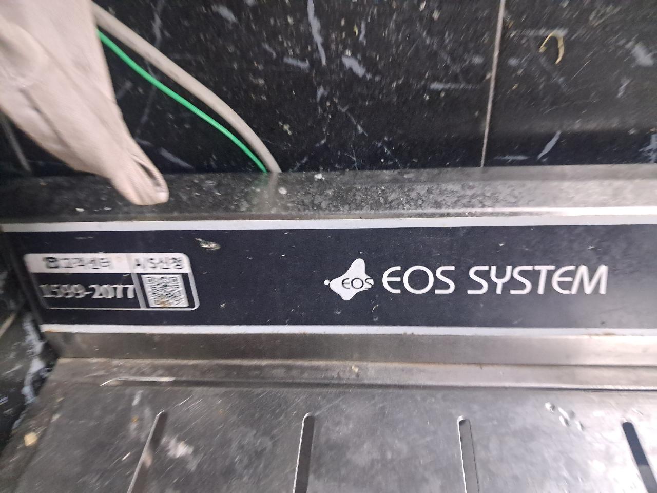 EOS-MAGIC 700 4